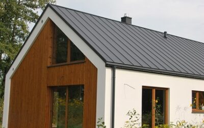 Dom z dachem blaszanym PD510 Pruszyński –  Nexmar i dach dla Hygge Hus – dom pokazowy Zaścianki 74